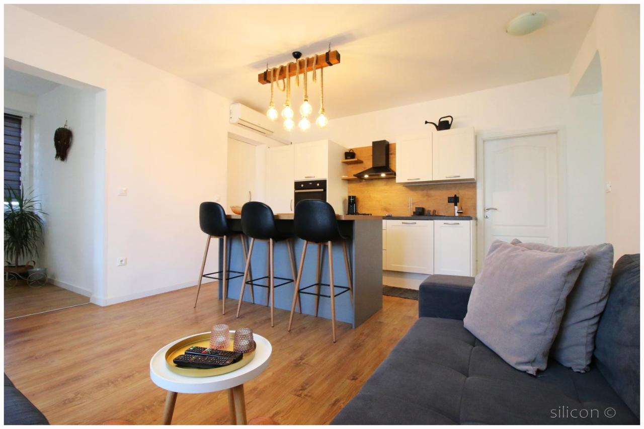 Apartman Silicon Primošten Buitenkant foto